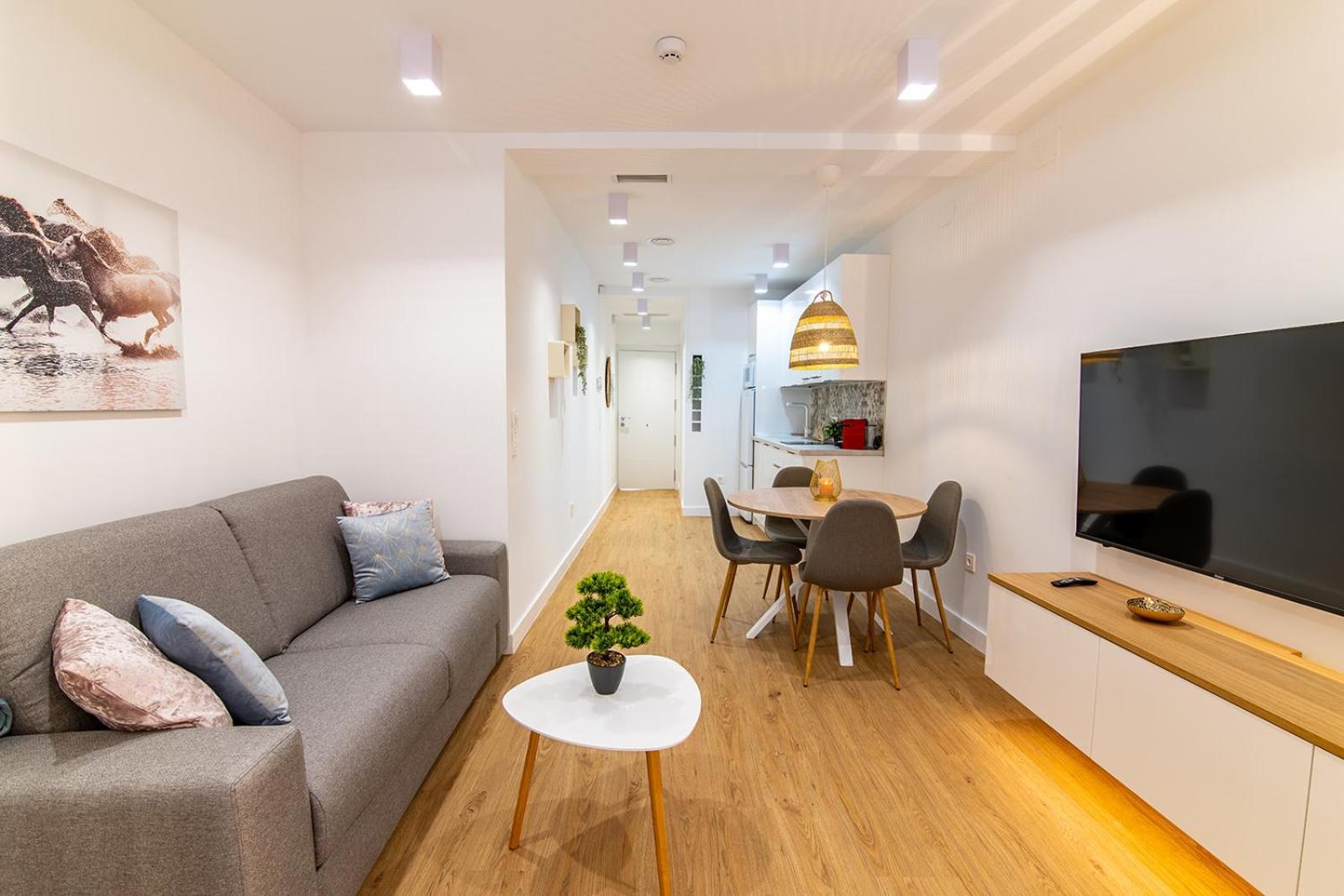 Mq Suites Veronica 巴尔德佩尼亚斯 外观 照片